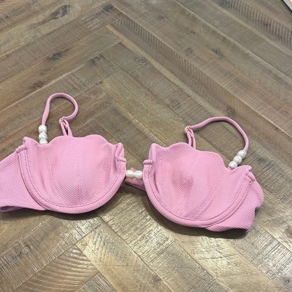 L*Space mermaid bikini top ๐งโโ๏ธ - Picture 5 of 6